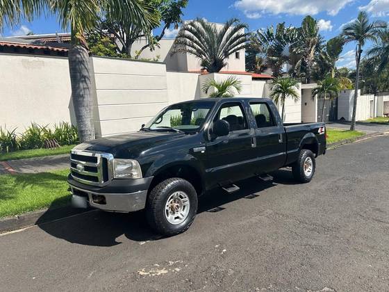 FORD F-250 3.9 XLT MAX POWER 4X4 CD DIESEL 4P MANUAL FORD F-250 3.9 XLT MAX POWER 4X4 CD DIESEL 4P MANUAL